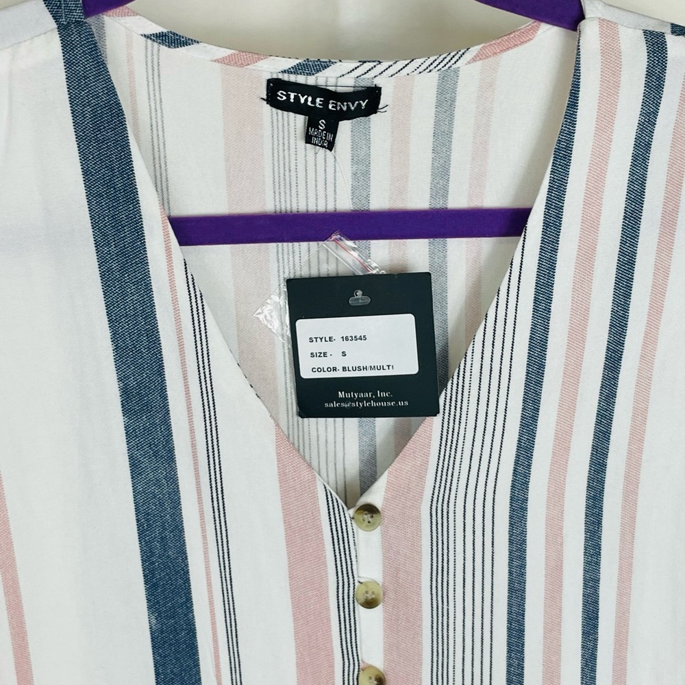 NWT Style Envy - Button Up Crop Top, White w/Pink & Blue Strips (Small) - Picture 6 of 7